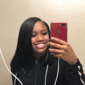 Meet your Posher, Ariana